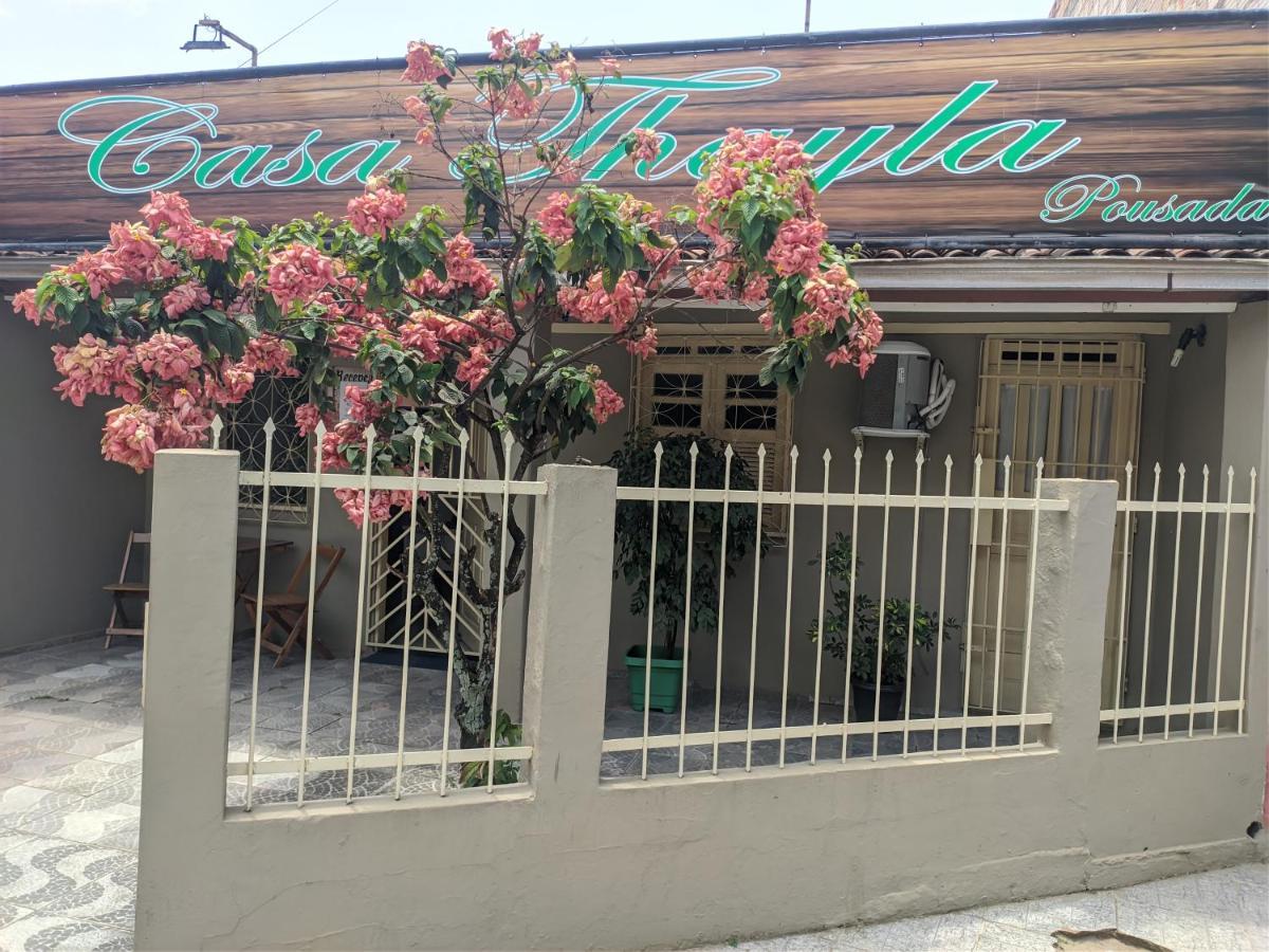 Casa Thayla Pousada 이타카레 외부 사진